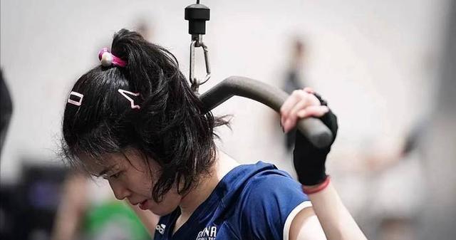 出场打比赛, 之所以那么