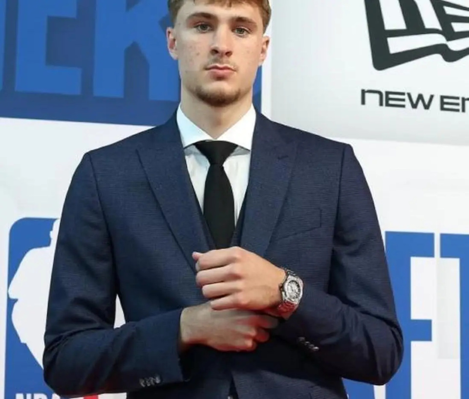 inews, 能无缝切换